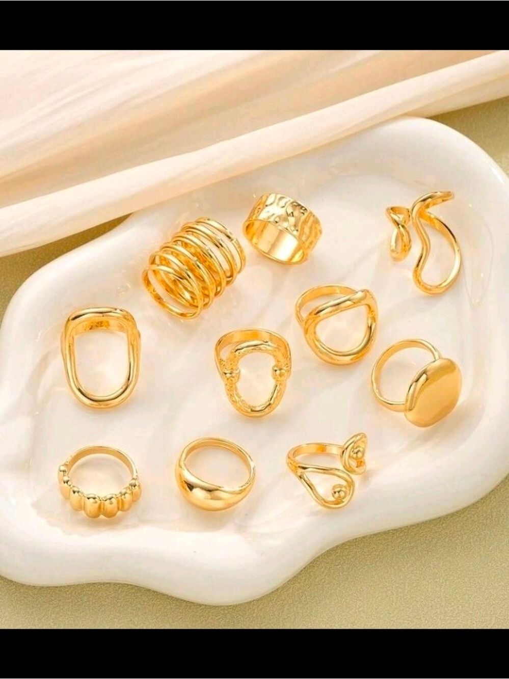 Ring Set Stacked Rings 18kt - Picture 2 of 5